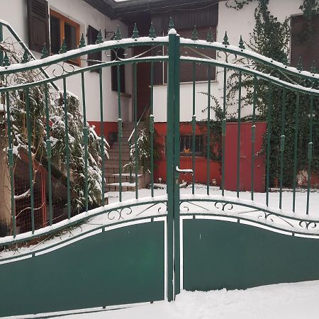 Gite Le Creux Chene Rombach-le-Franc Exteriör bild